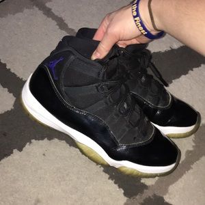 air jordan 11 space jam sneakers